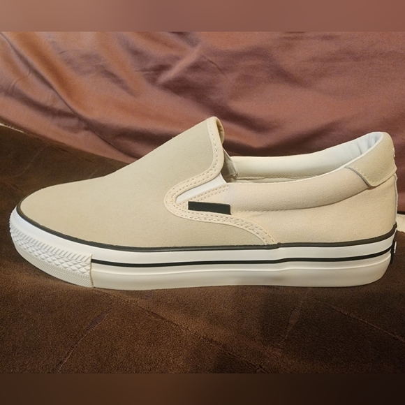 Men's New Republic Suede Sneaker - Picture 4 of 4